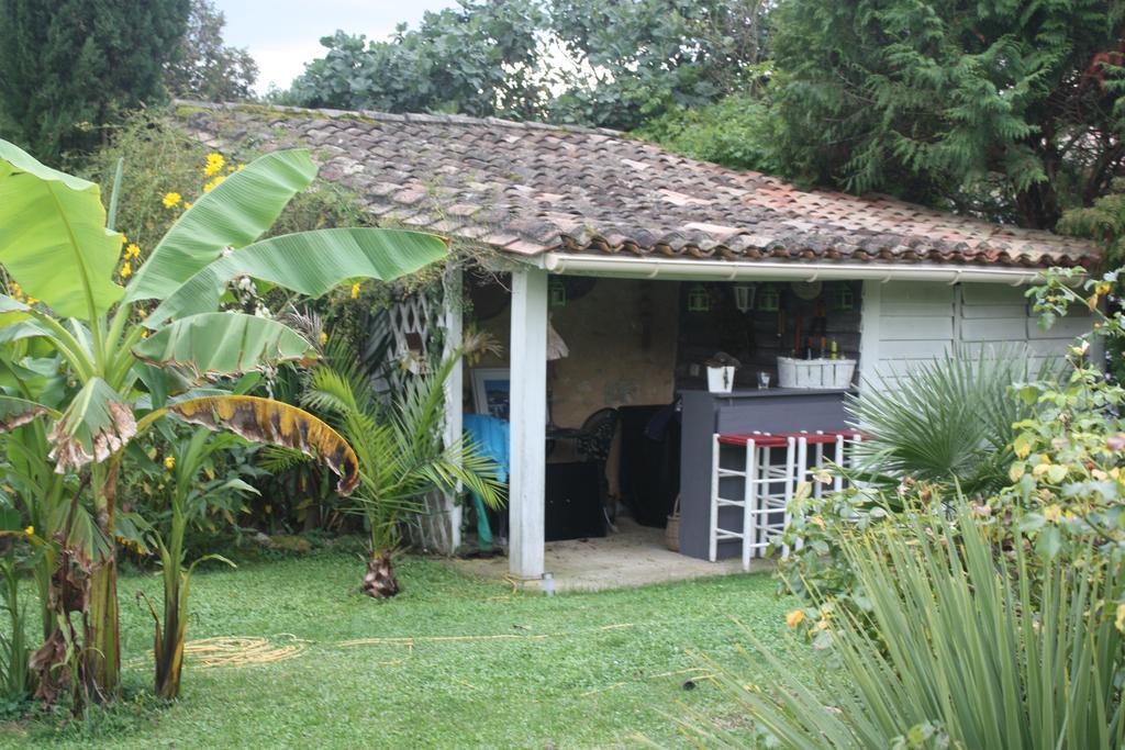 Le Domaine De La Lezardiere B&B Espiet Buitenkant foto