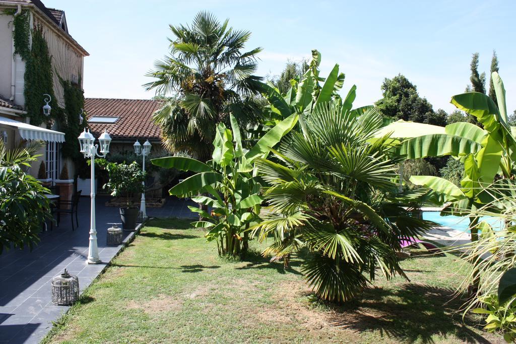 Le Domaine De La Lezardiere B&B Espiet Buitenkant foto