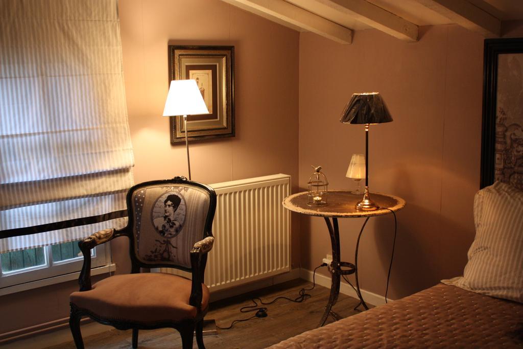 Le Domaine De La Lezardiere B&B Espiet Kamer foto